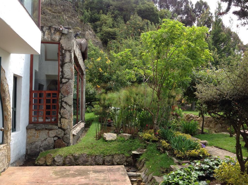 Monteluna Bogota Bagian luar foto